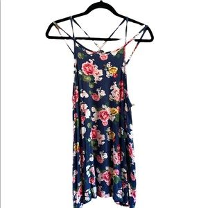 - ShopEvelyne Women’s crisscross low back tank top floral printed jersey L…